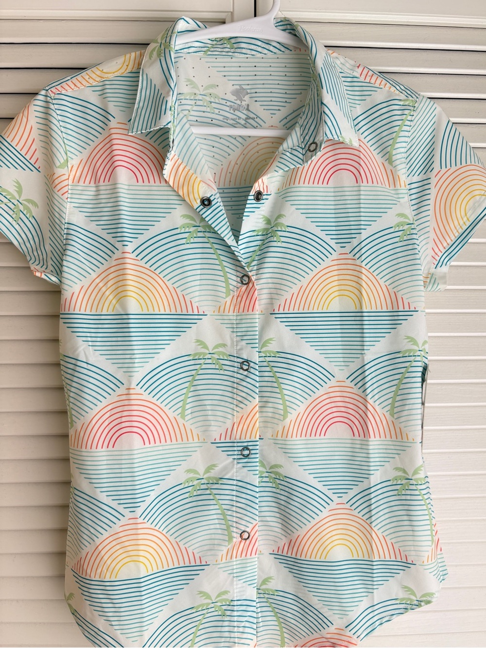 Rabbit Women’s Short Sleeve Button-Up Athletic Shirt - Pastel Sunset Print